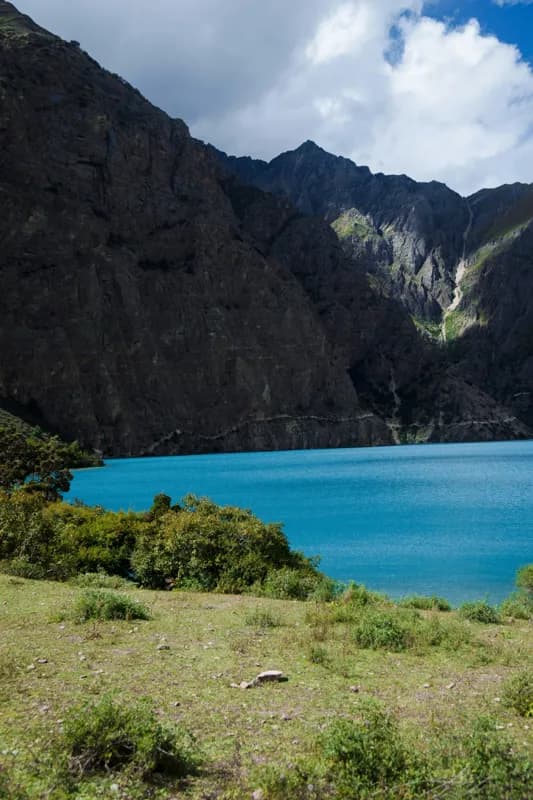 Lower Dolpa Trek (Shey Phoksundo Lake Trek) - Mountain View